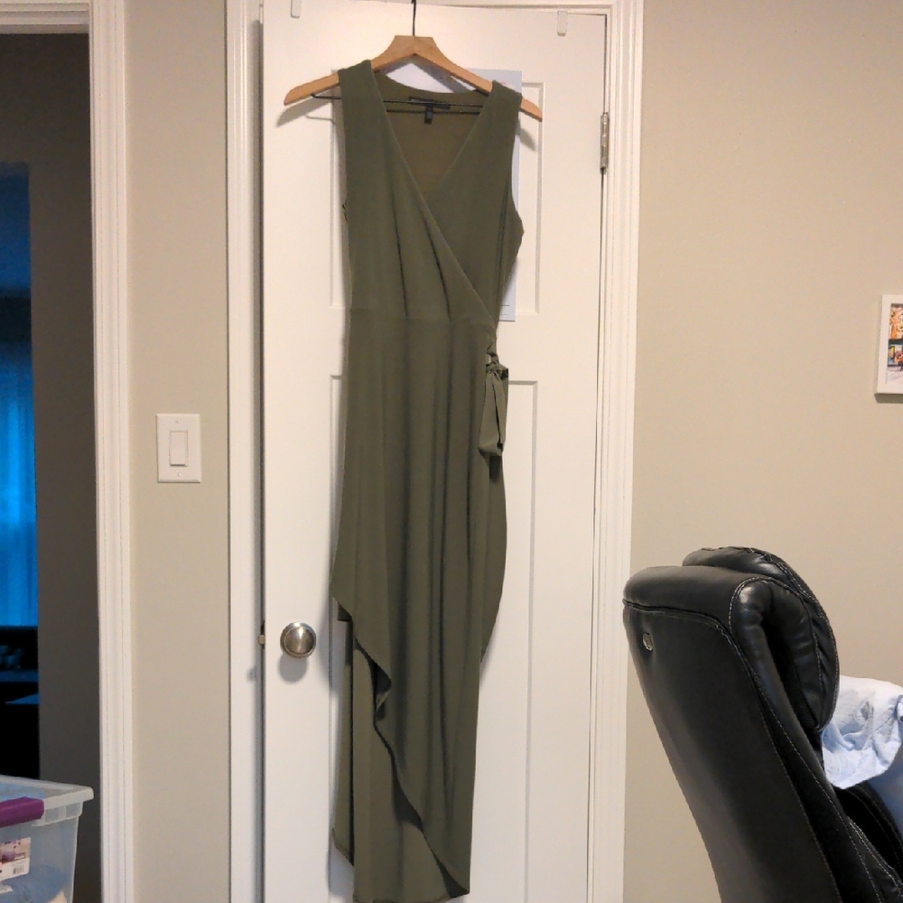 White House Black Market Green Asymmetrical Sheath Dress